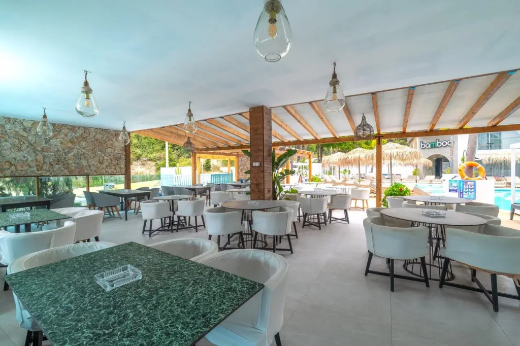 Bamboo Suites Hotel