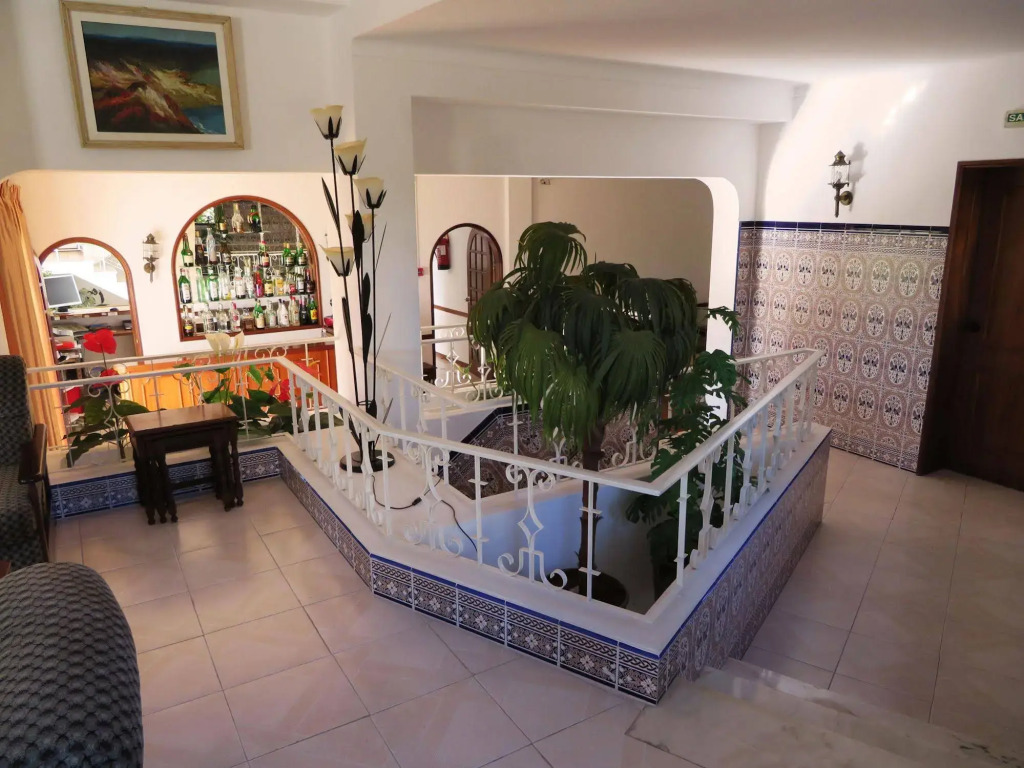 Hotel Alcaide
