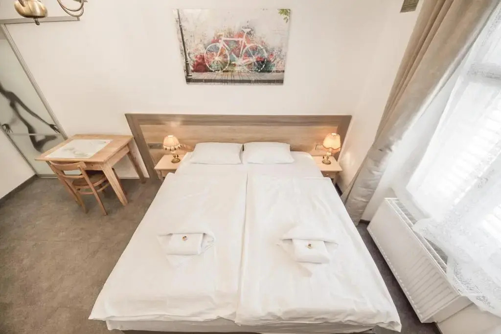OH Apartments & Rooms