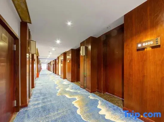 Yumawan Hot Spring Hotel (Anshunxi High-Speed Railway Station Olympic Sports Center)