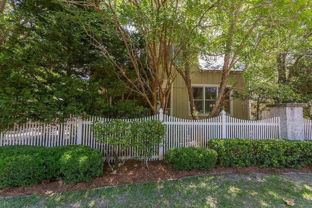 12 Live Oak Place by Hodnett Cooper