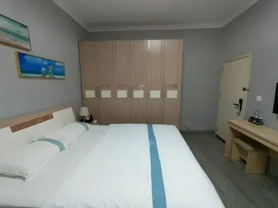 Yuan Apartment