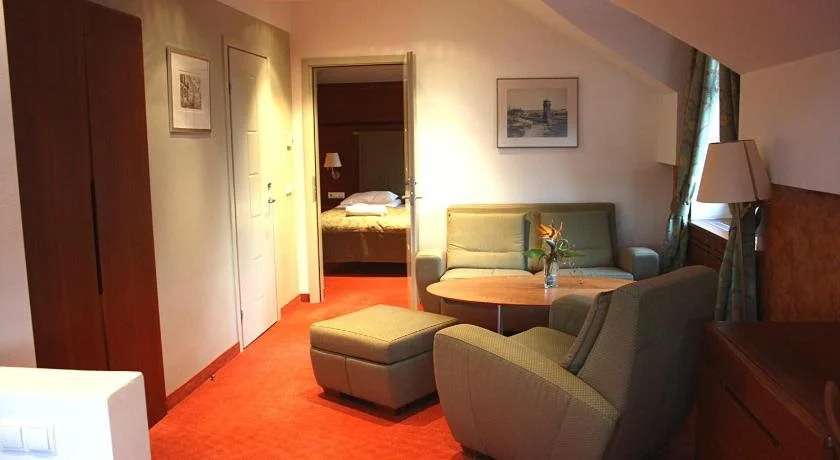 Embassy Hotel Balatonas