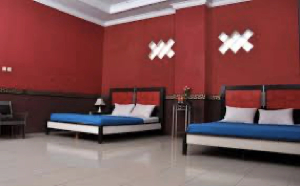RedDoorz Syariah At Santana Stasiun Kepanjen