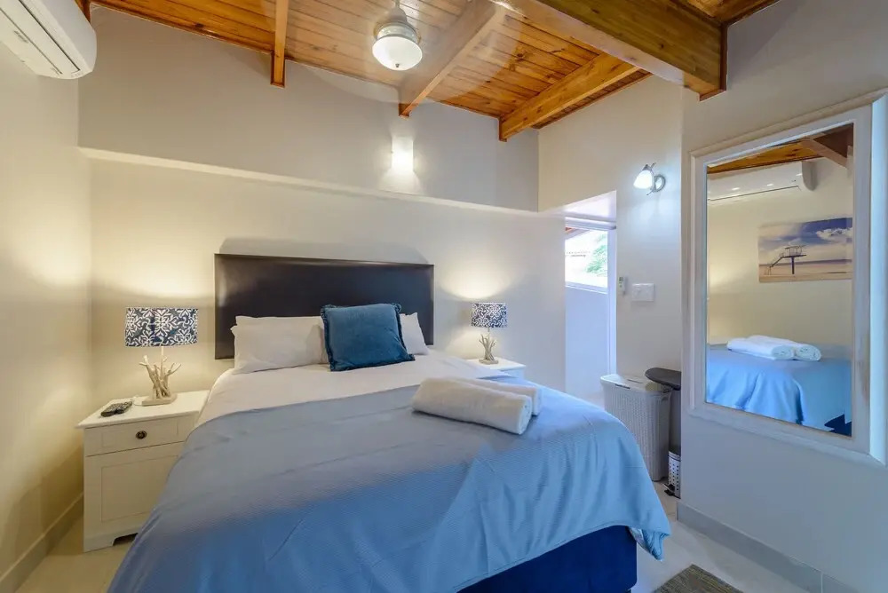 San Lameer Villa Rentals  3104