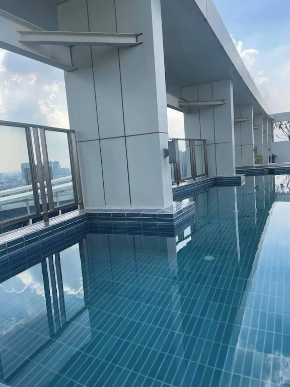 Cozy 1-bedroom Apartment in Bangsue, Bangkok