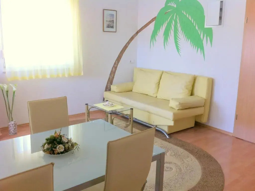 Apartments Kasalo