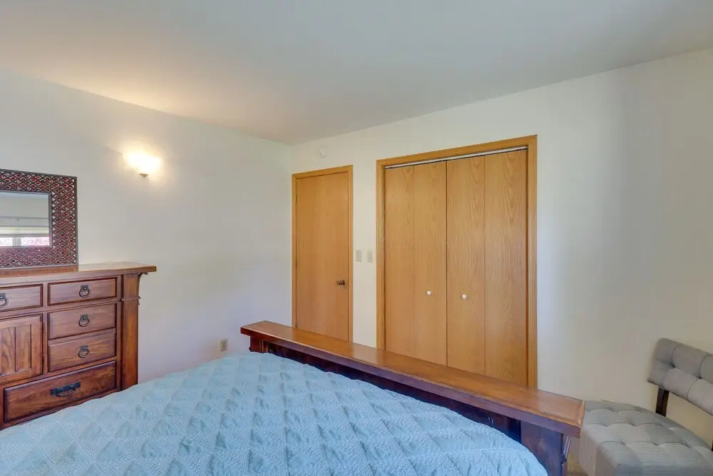 1 Mi to Flathead Lake: Bigfork Village Retreat