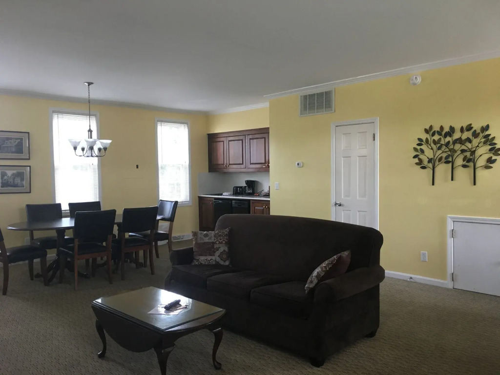 Century Suites Hotel