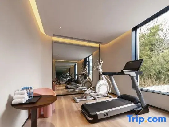 Jingdezhen Baolaixi Resort Hotel (Sanbao International Ceramic Art Village Store)