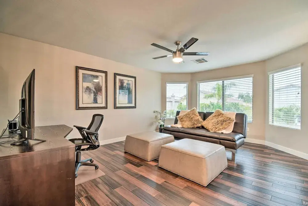Phoenix Home: Heated Pool, Patio & Mountain Views