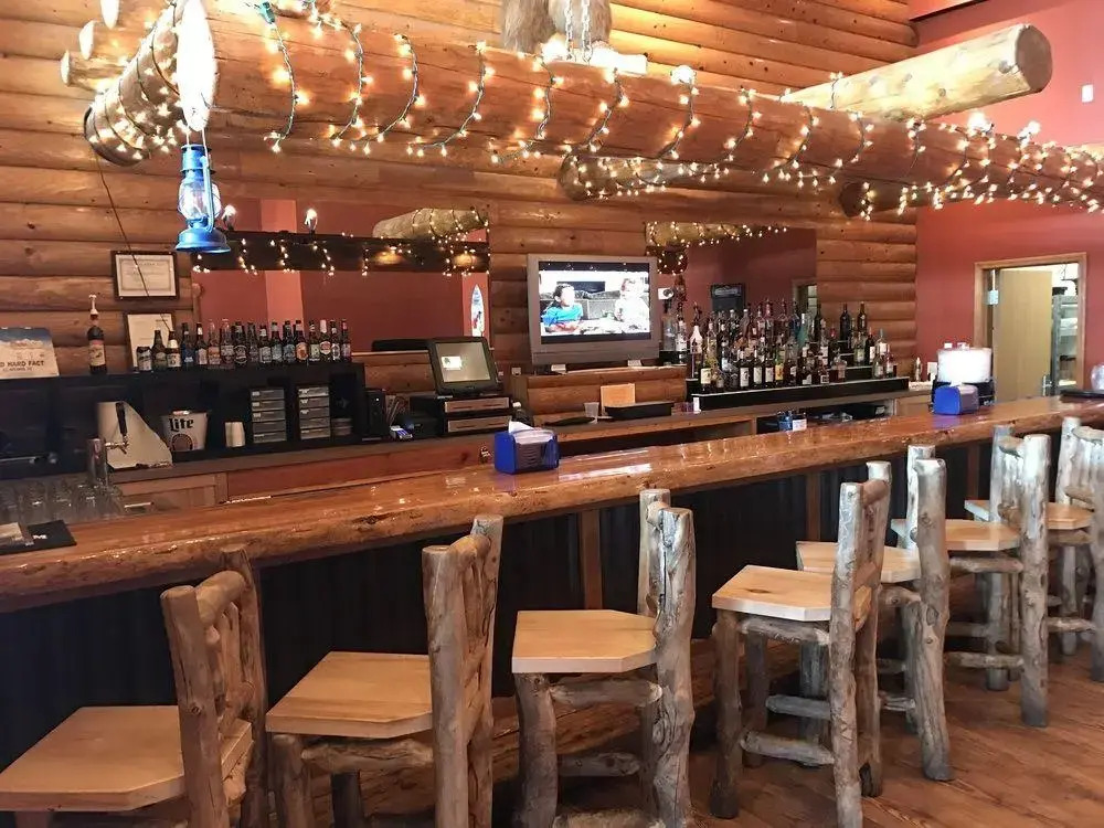 Grand Bear Resort at Starved Rock