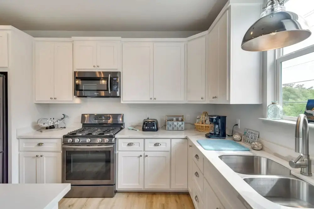 Modern Waveland Home w/ Deck - Walk to the Beach!