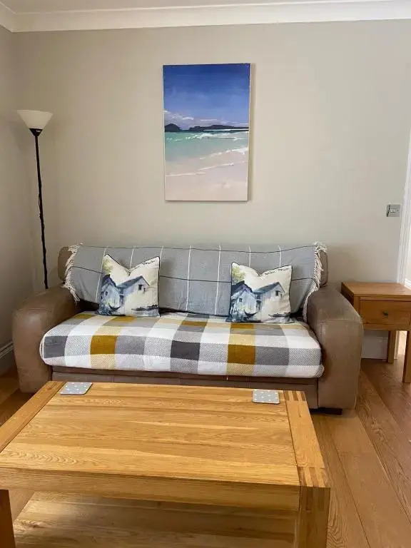 Sandown Seaside Apartment Ground Floor 4