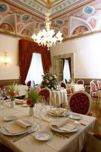 Cavaliere Palace