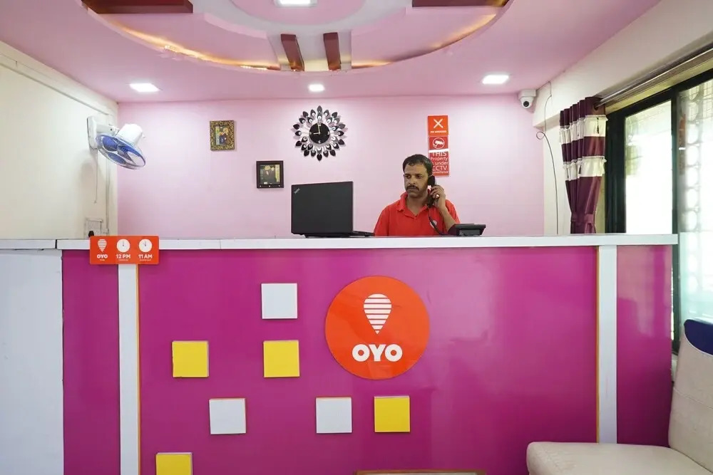 OYO 23078 Shahi Darbar
