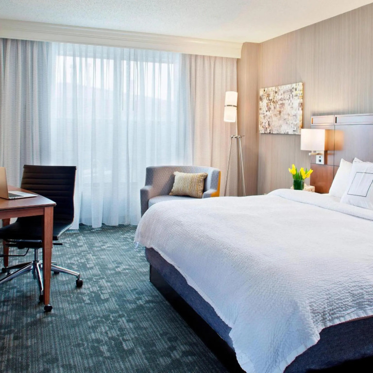 Pueblo Marriott