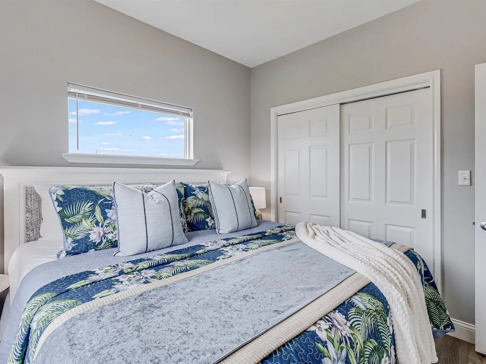 Pelican Paradise 913rpa 2 Bedroom Home by RedAwning