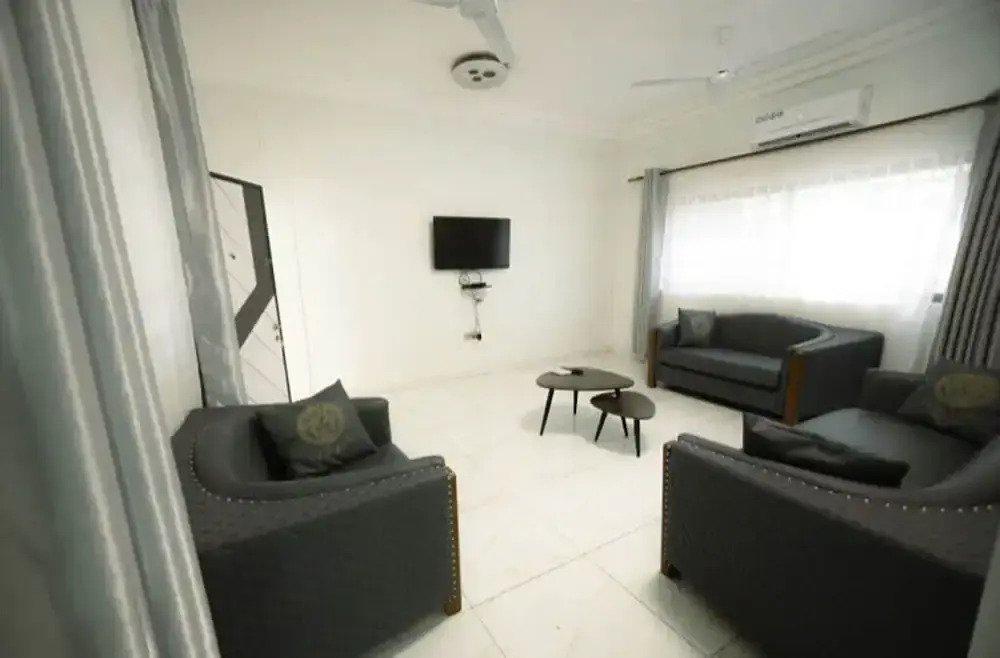 Daa Dingbe Suites