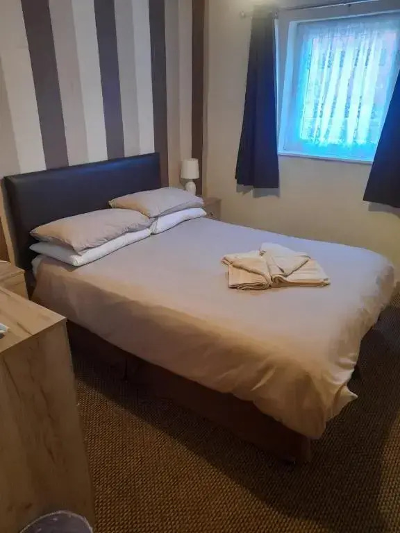 Lynton Hotel
