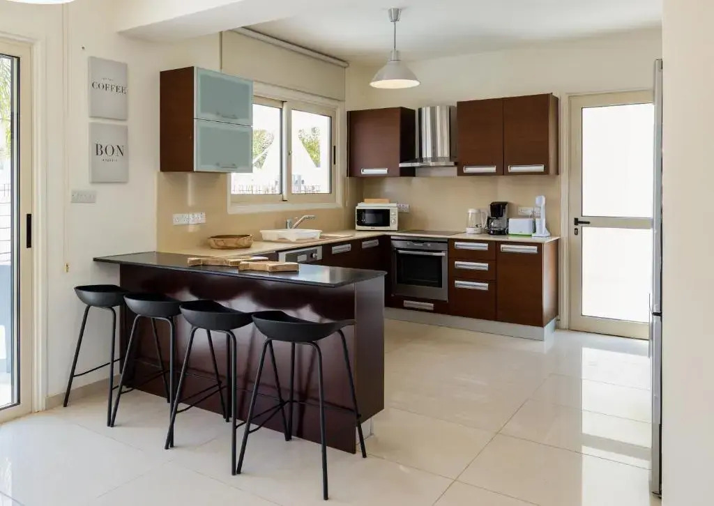 No.7 Athena Beach Villa, Pernera