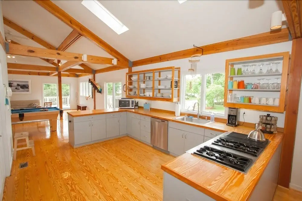 Sail Away 3 Bedrooms 2.5 Bathrooms Home