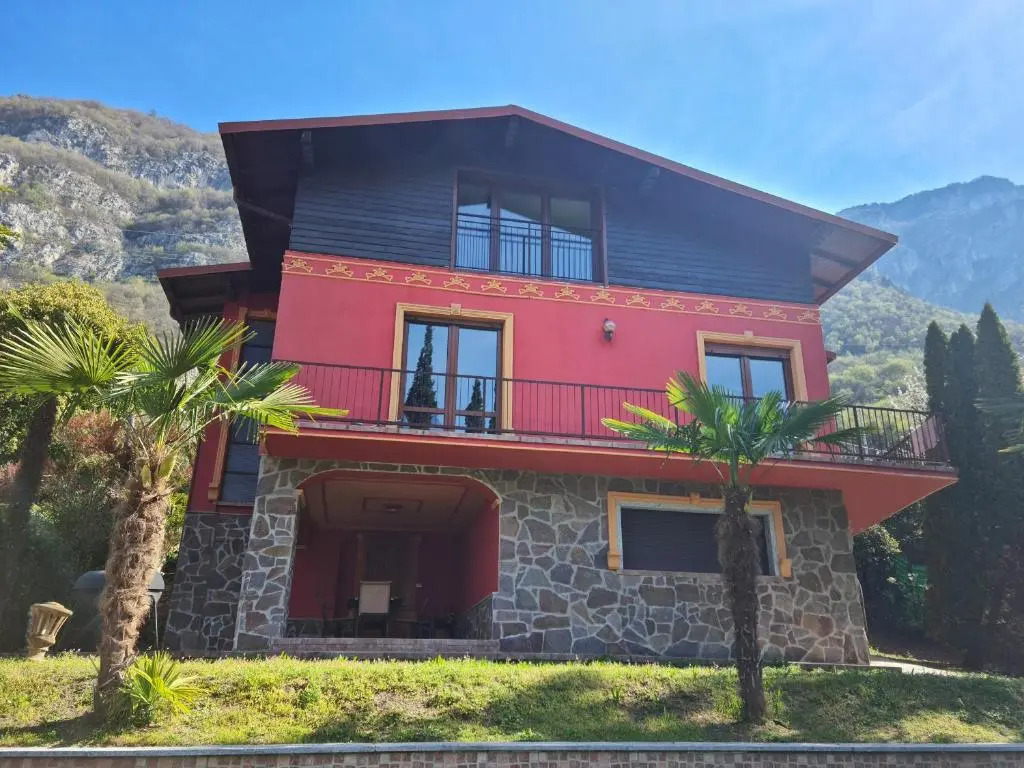 Villa Victoria