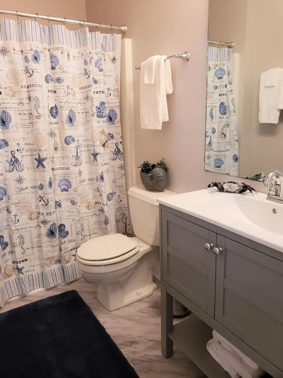 Teal & Tonic 3 Bedrooms 3 Bathrooms Home