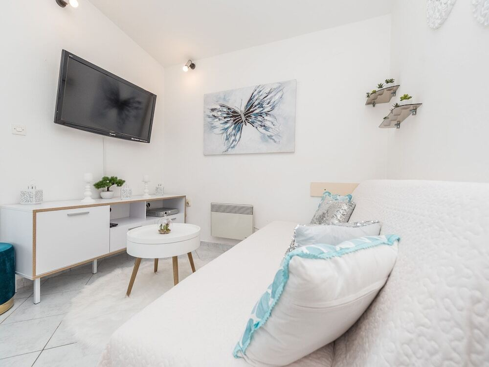 4-room Apartment 140 M2 On 1st Floor - Inh 29146