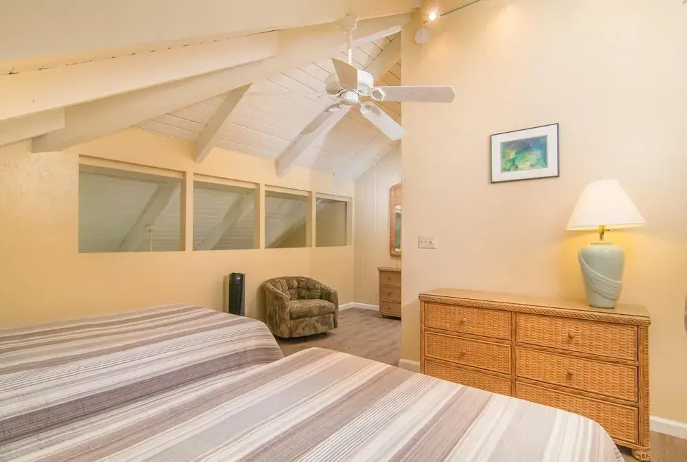 Pali Ke Kua by Oceanfront Realty