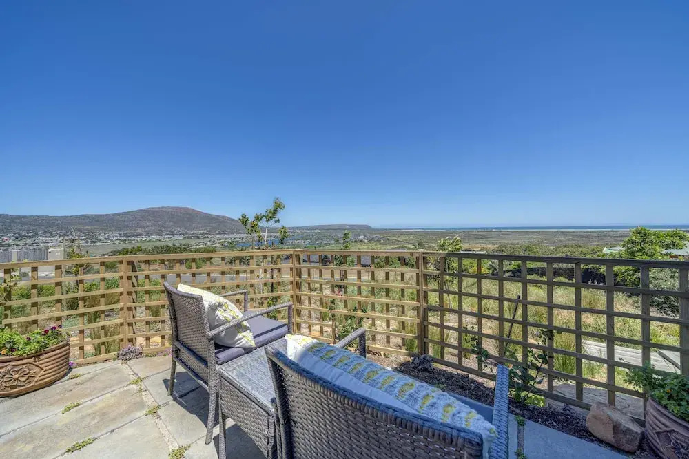 365 Sunset Self Catering Apartments