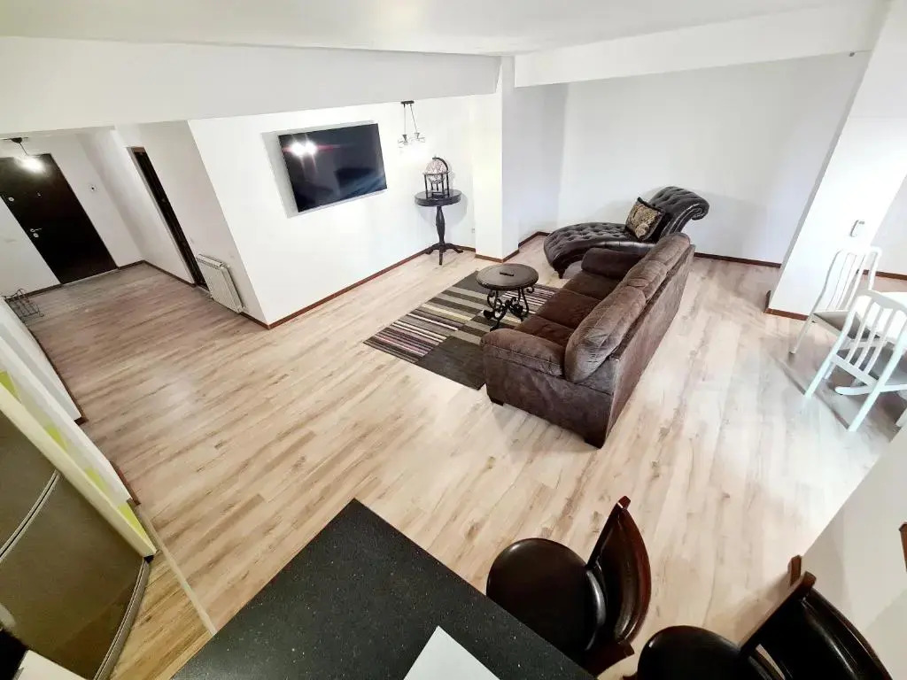 R.O.S.E. Apartment