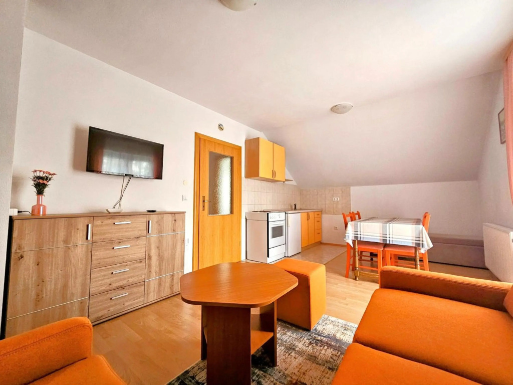 Apartman M. Rados