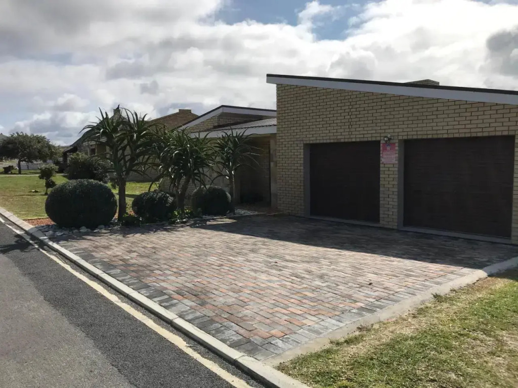 19 Tornyn Street, Struisbay