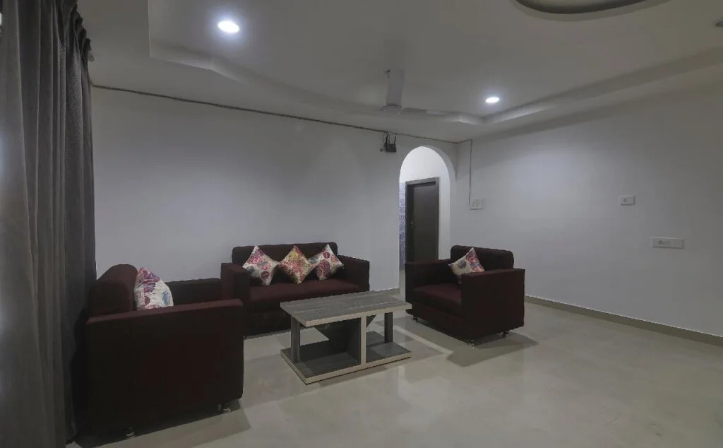 Hillton Homes By OYO Rooms