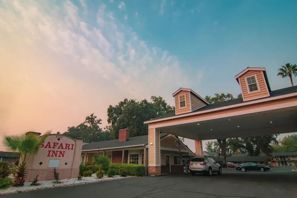 Safari Inn - Chico
