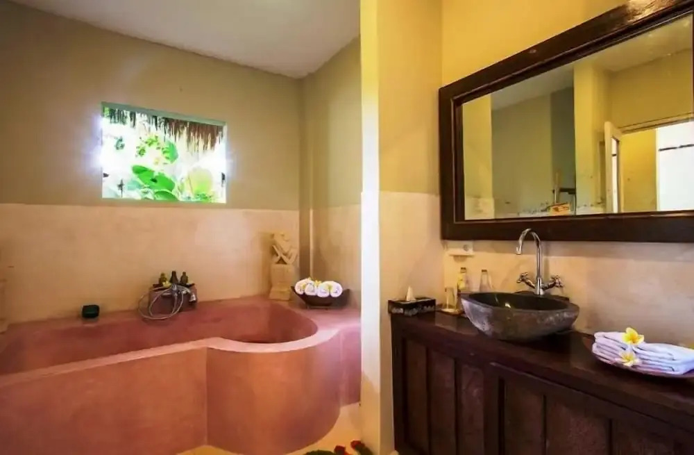 Surya Shanti Villa Sidemen