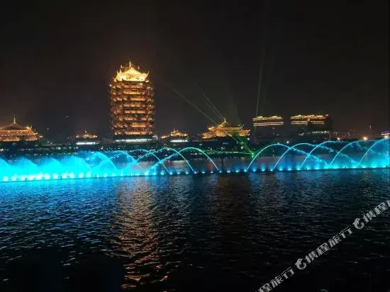 Jinting Hotel (Meishan Dongpo Impression Water Street City Hospital)