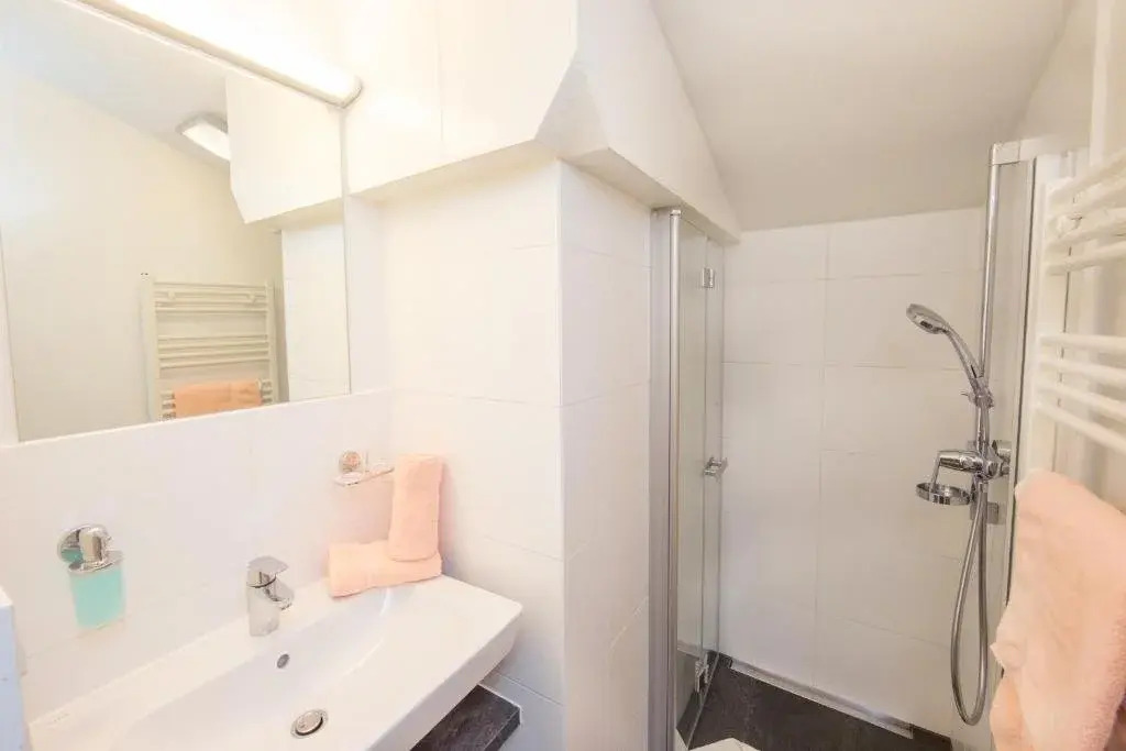 Schwaiger Appartements with Summer Card