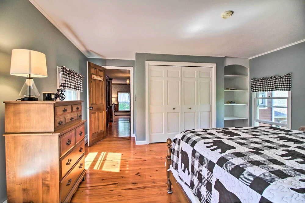 Vintage Schroon Lake Farmhouse w/ Private Beach!