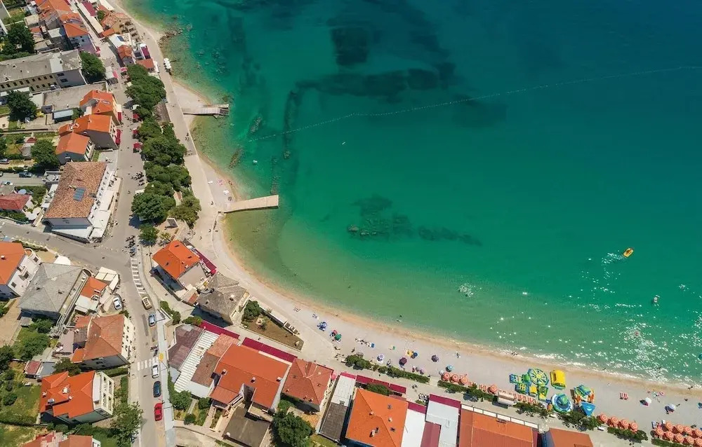 Beautiful Apartment in Baska With 2 Bedrooms and Wifi