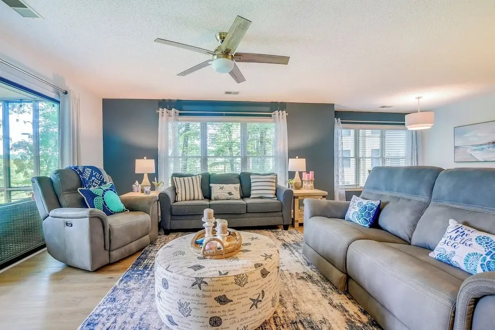 Sunset Beach Condo: Ideal Golfing Getaway!