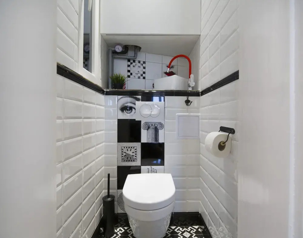 Central Station Art Apartment