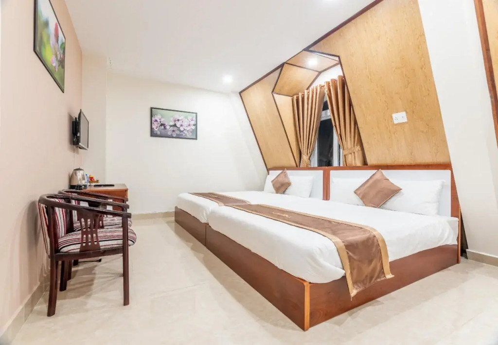 Aurora Hotel Dalat