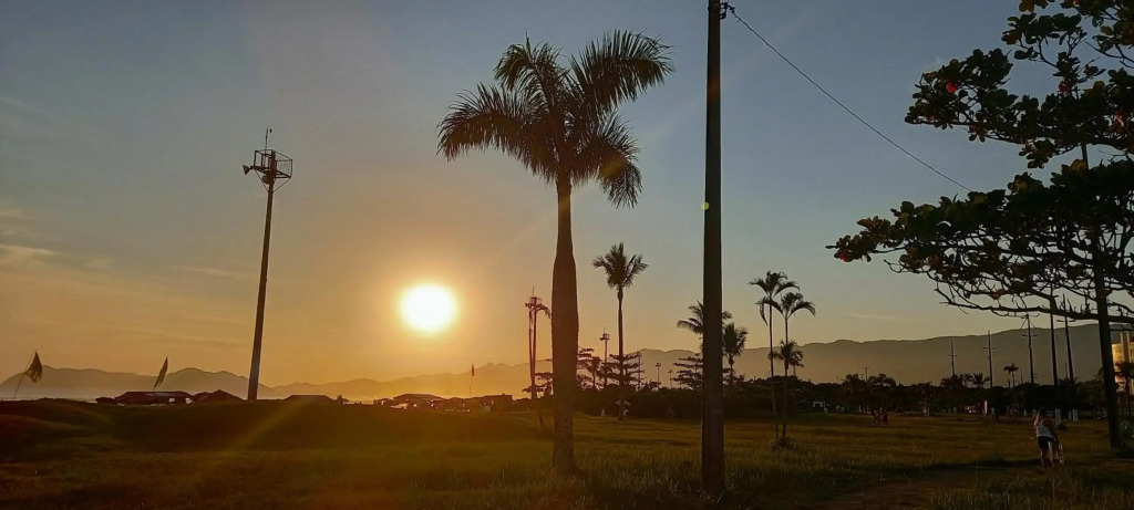 Cantinho do Indaiá - Apto pé na areia