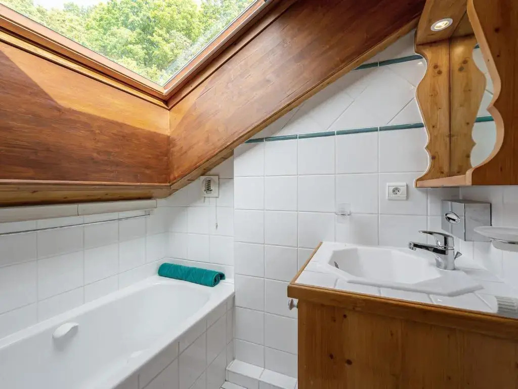 Appartement Méribel, 5 pièces, 8 personnes - FR-1-566-49