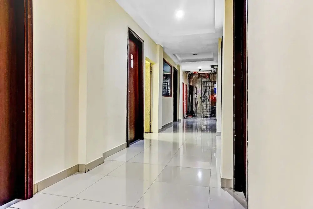 Hotel O Point Hostel