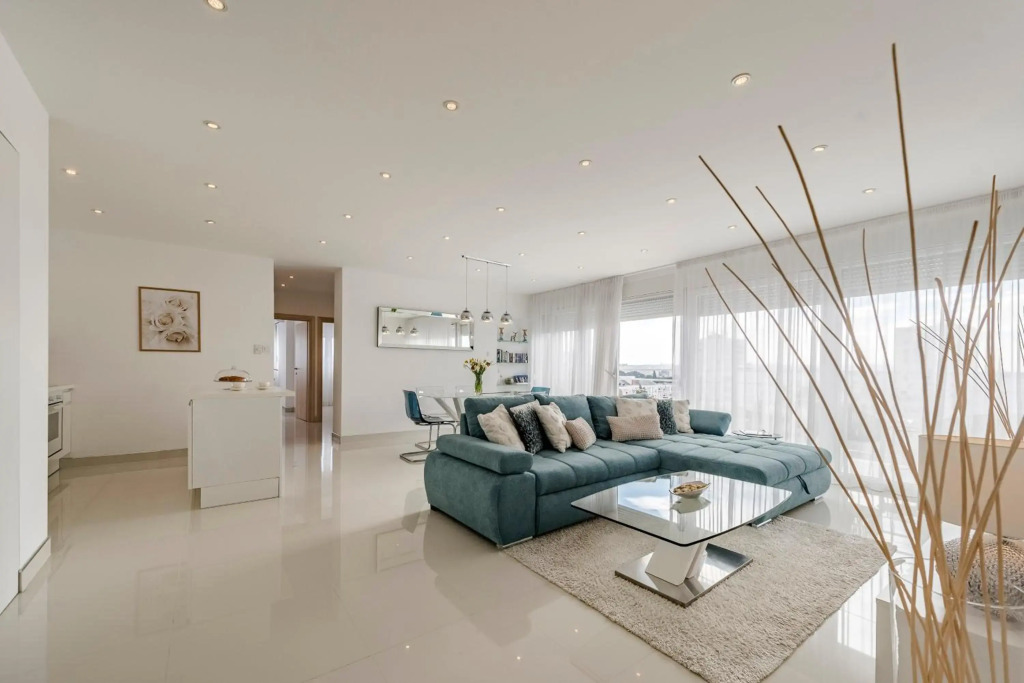 Urban Luxury Apartment