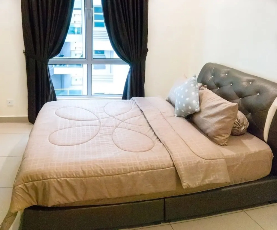Summerton Luxury 4 Bedrooms Suite by D Imperio Homestay