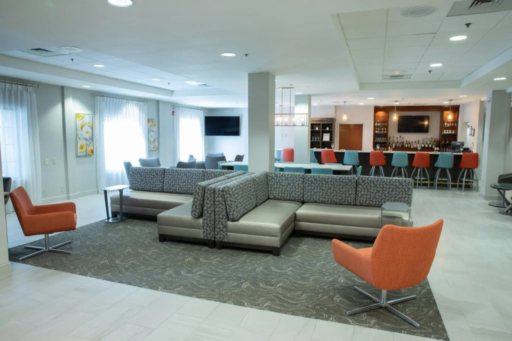 Holiday Inn & Suites Raleigh Cary by IHG